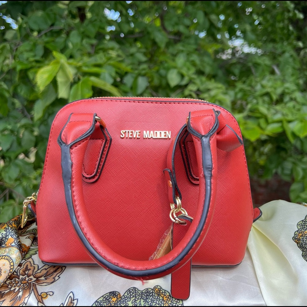 Burnt red Steve Madden mini bag